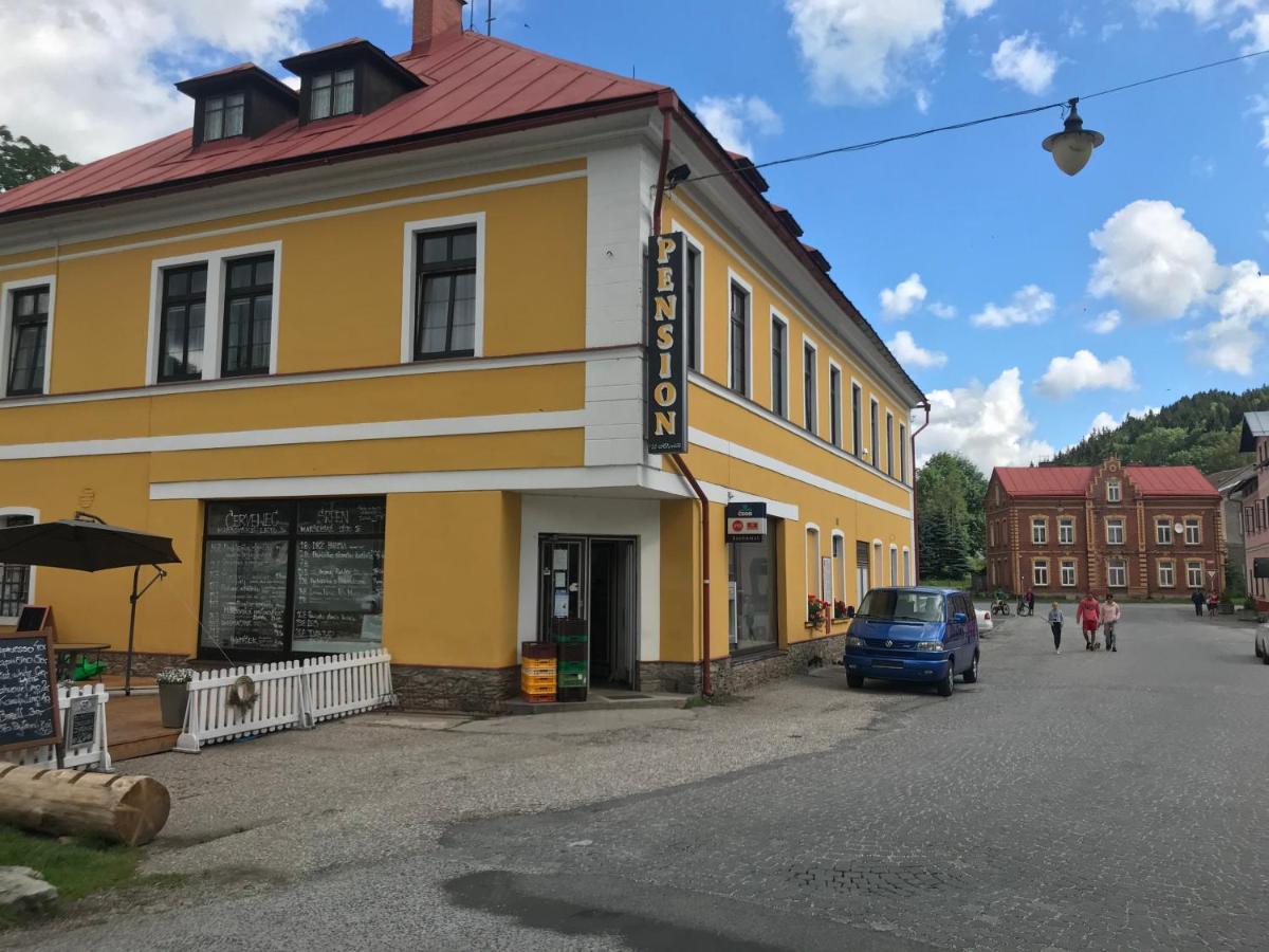 Penzion U Hlavacu Horní Maršov エクステリア 写真